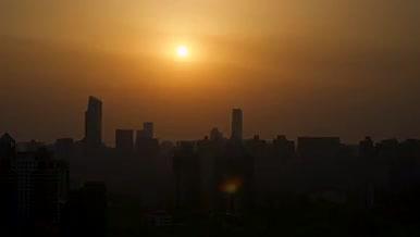4k实拍城市夕阳日落画面视频的预览图